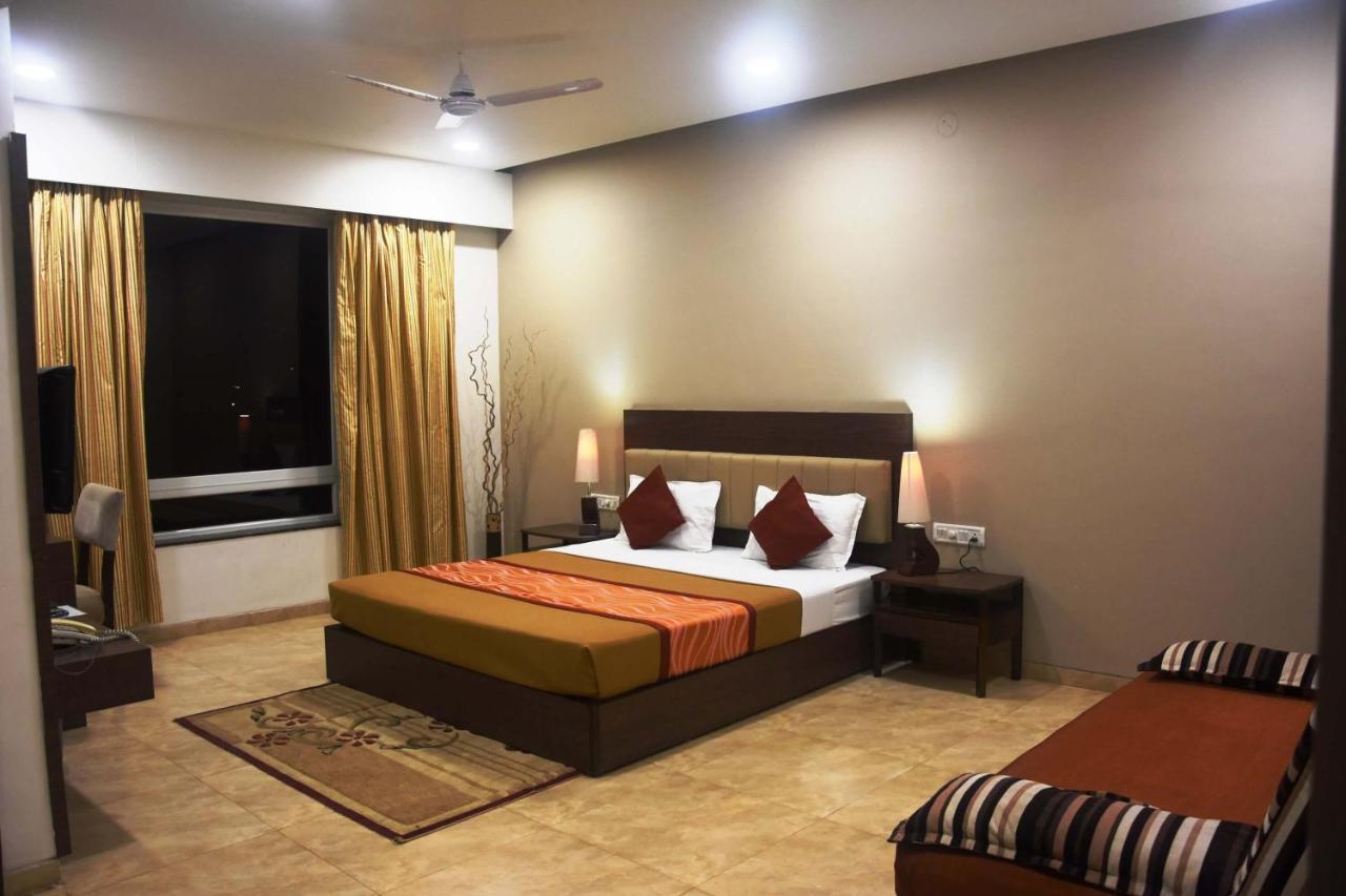 Dew Drops Boutique Retreat Hotel Igatpuri Buitenkant foto